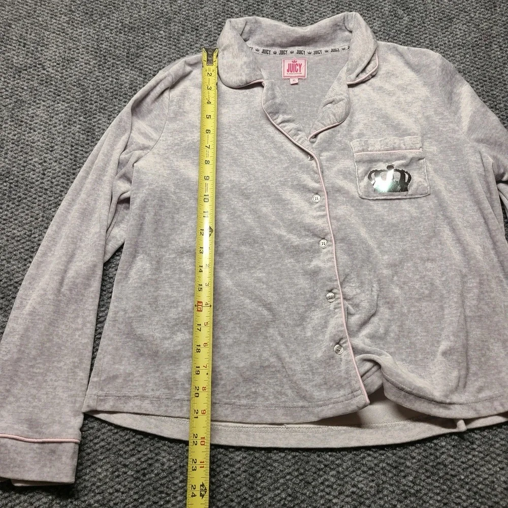 Juicy Couture Pajama Top Womens XL Gray Velour Shirt Sleepwear Button Up Crown